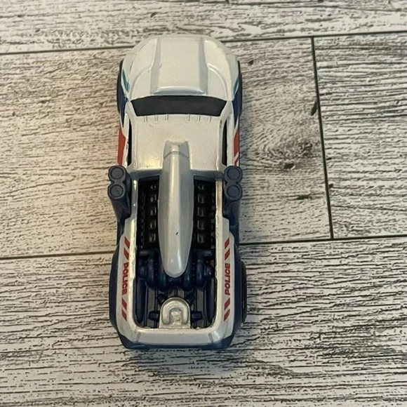 2010 HOT WHEELS DIESEL DUTY TASK FORCE WHITE 1:64 DIECAST 3" POLICE PICKUP TRUCK - Picture 5 of 7